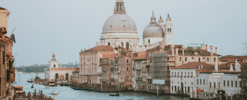 Μπορείτε να πιείτε νερό βρύσης στην Ιταλία; Τι πρέπει να γνωρίζουν οι τουρίστες