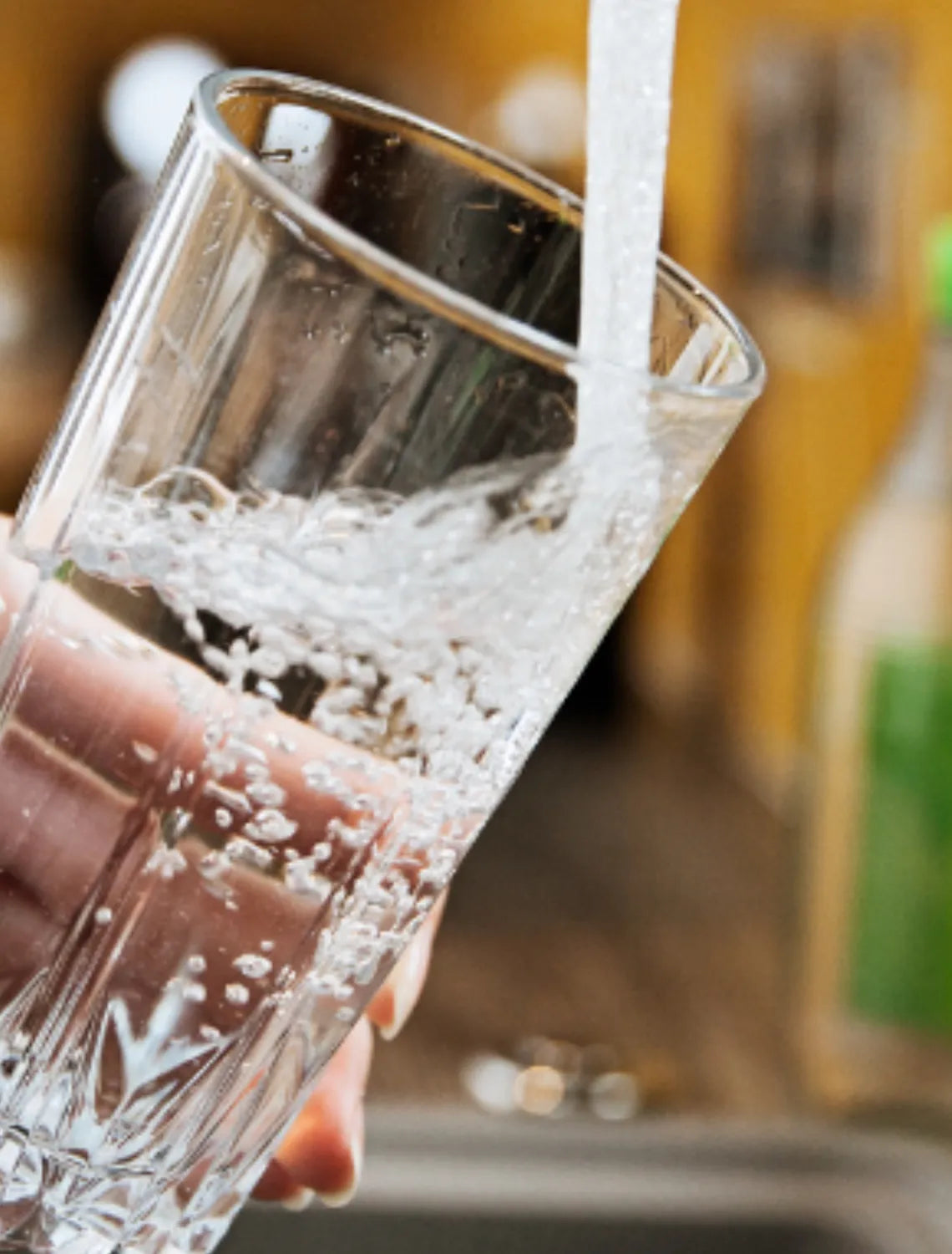 How to Dechlorinate Tap Water?